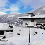 Apartment Innapartment 4 *